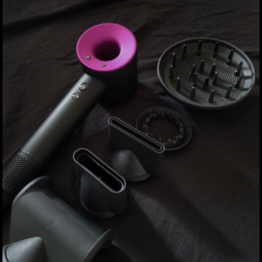 Dyson supersonic